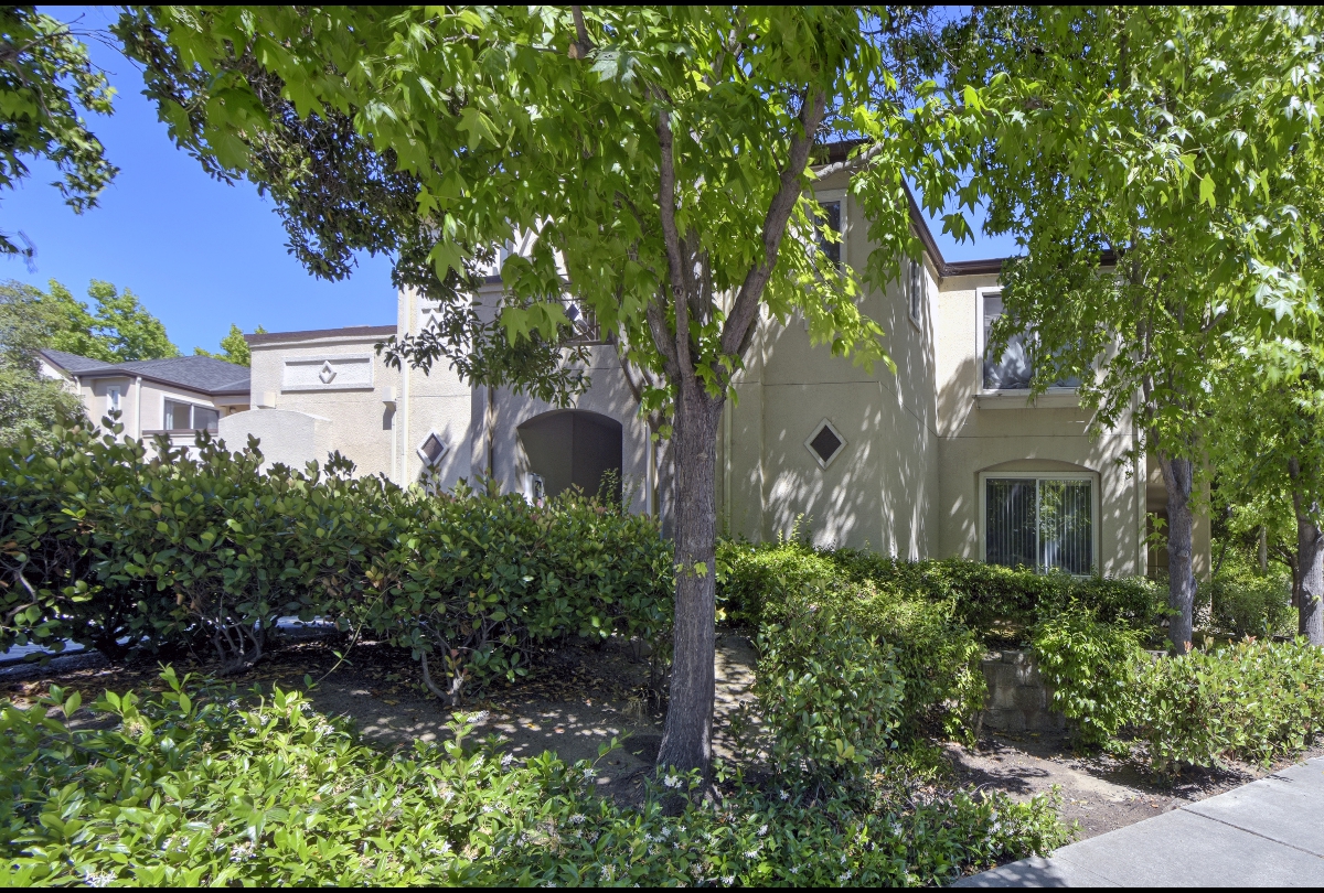 1-exterior1